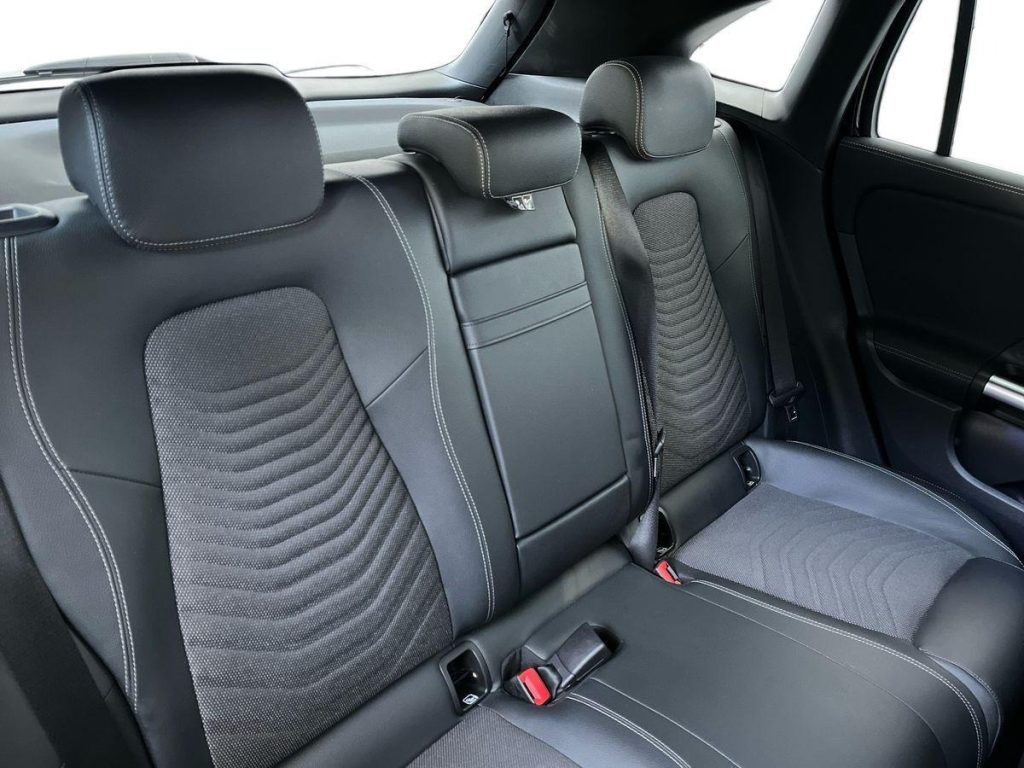 MERCEDES-BENZ EQA 250 Sport - 15
