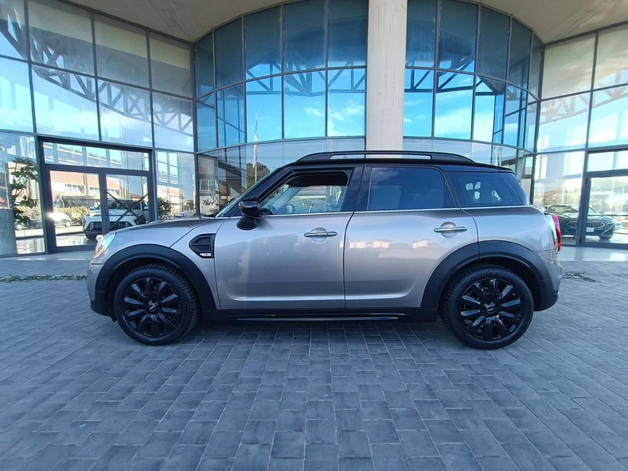 MINI Countryman 2.0 Cooper D Hype Countryman - 4