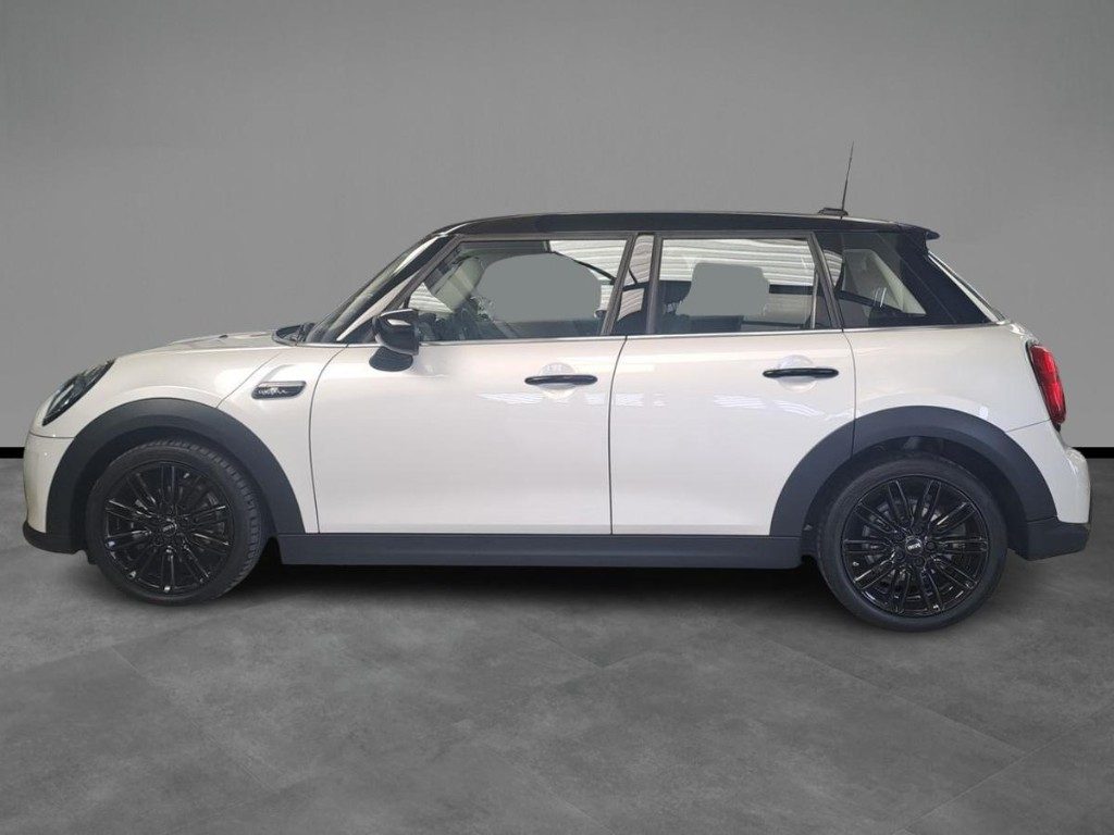 MINI Cooper 1.5 Cooper Camden 5 porte Pacchetto Premium Aut. - 3