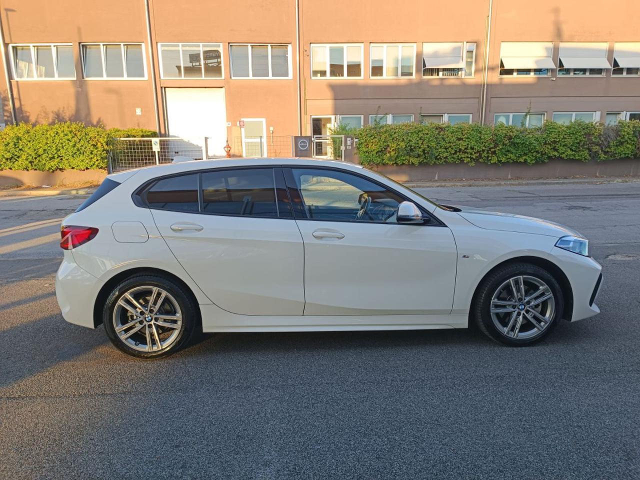 BMW 116 d 5p. Msport Aut. - 16