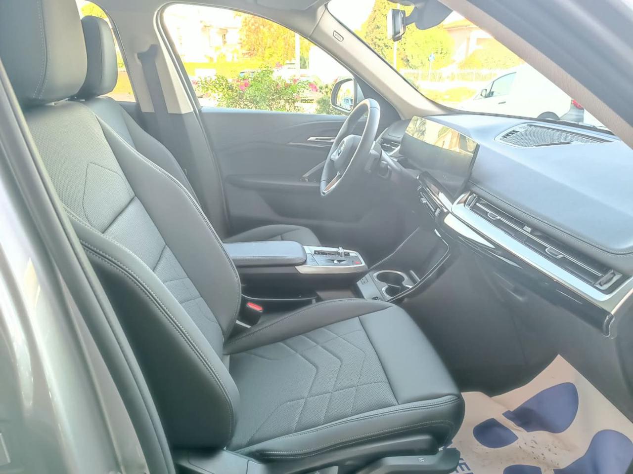 BMW X1 sDrive 18d X-Line DCT - 16