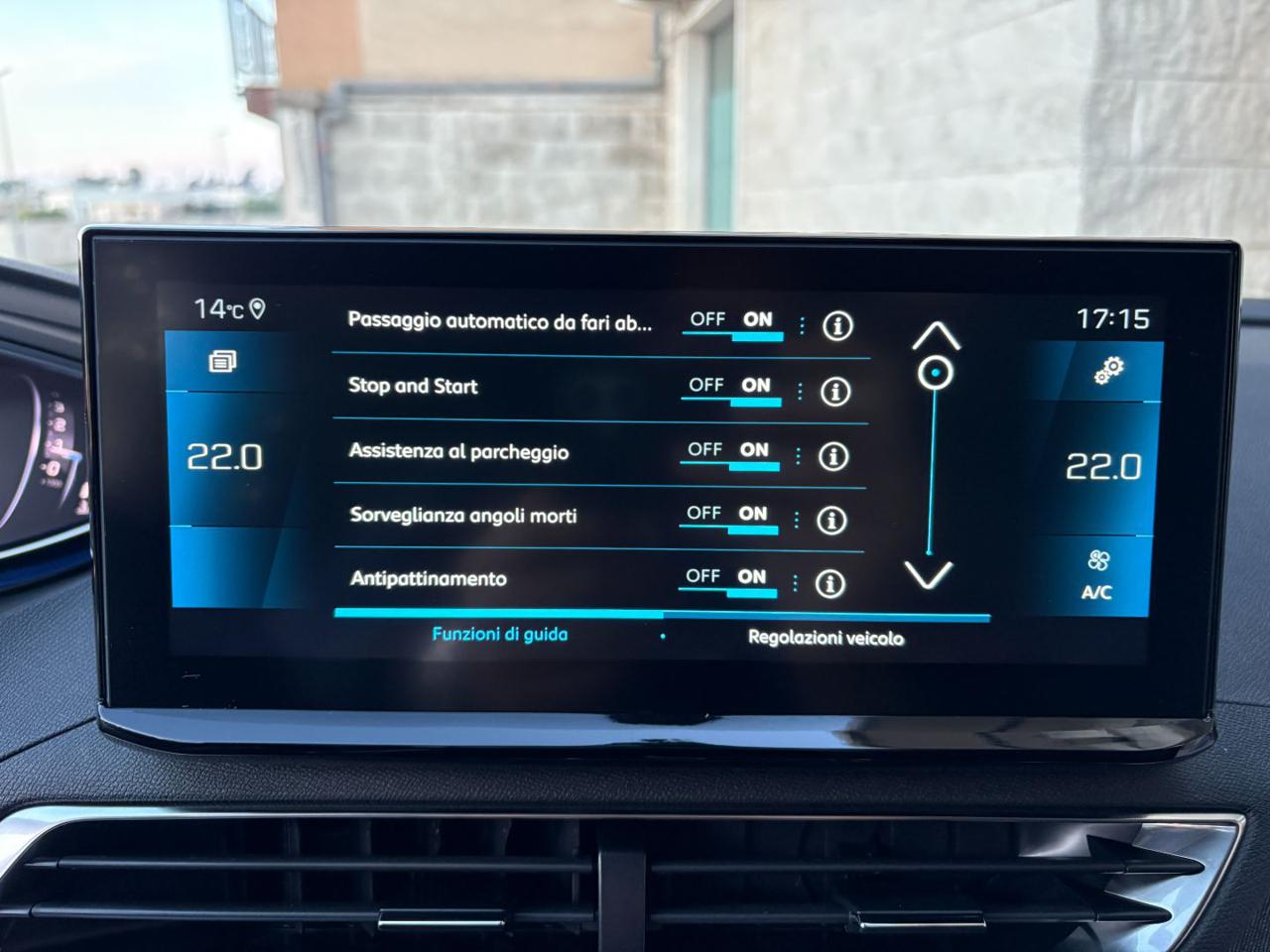PEUGEOT 3008 1.5 BlueHDi 130 S&S Allure Pack C.AUTOMATICO - 21