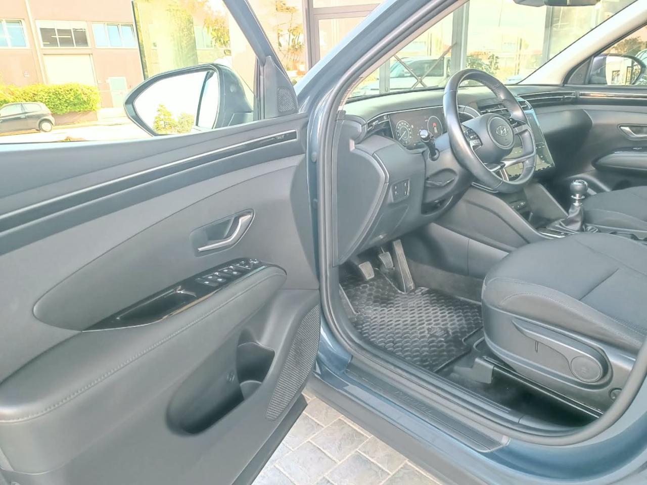 HYUNDAI Tucson 1.6 CRDI XLine - 28