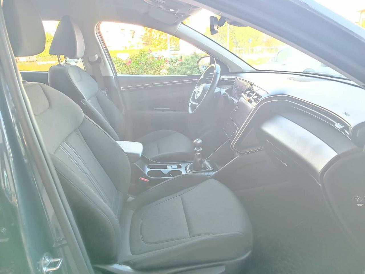 HYUNDAI Tucson 1.6 CRDI XLine - 24