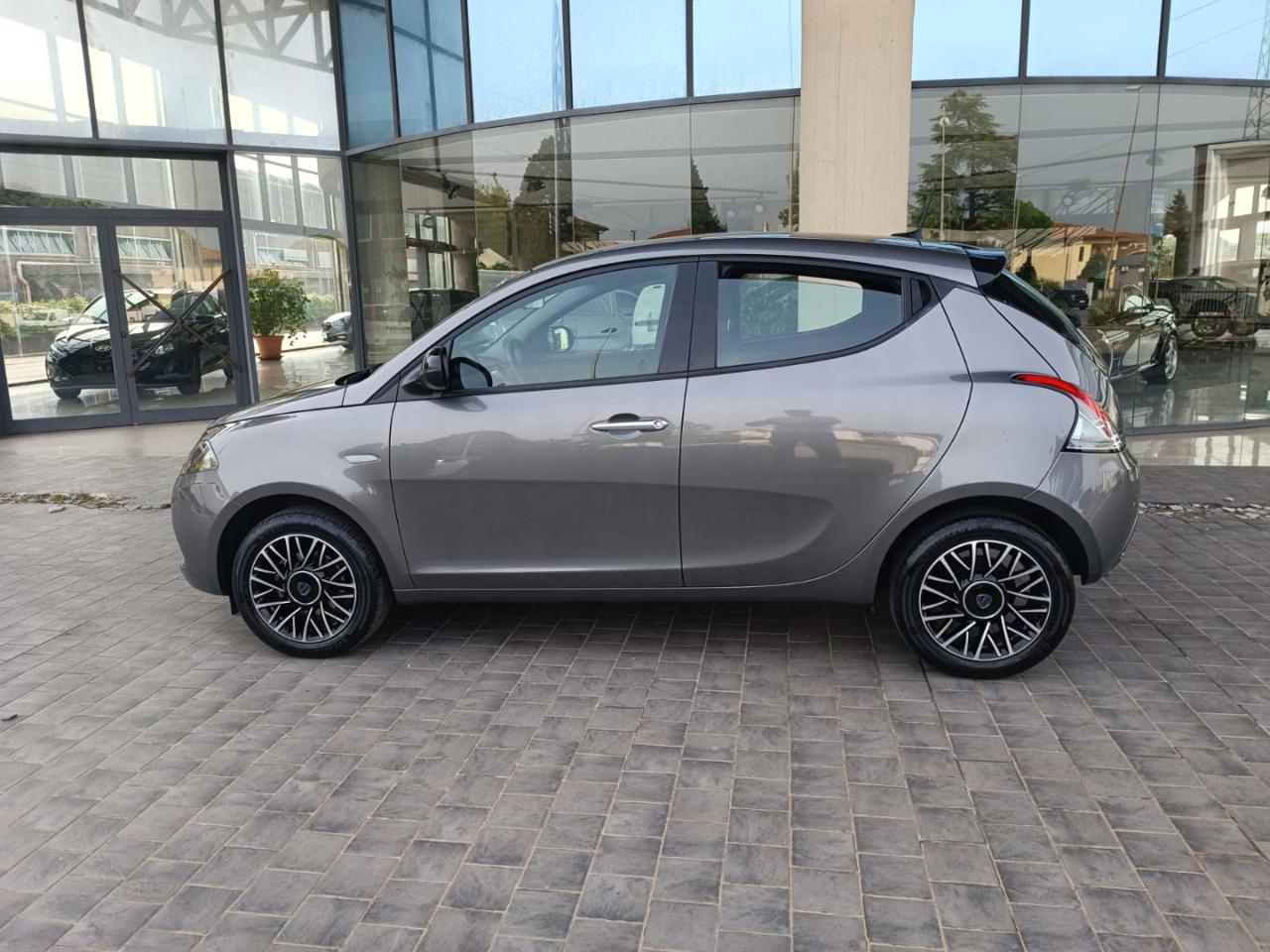 LANCIA Ypsilon 1.0 FireFly 5 porte S&S Hybrid Platino - 29