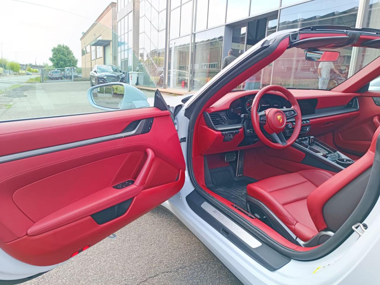 PORSCHE 911 Targa 4S - 7