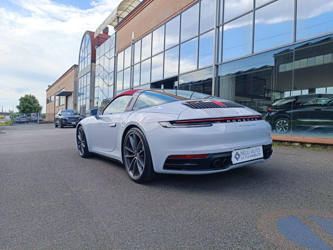 PORSCHE 911 Targa 4S - 17
