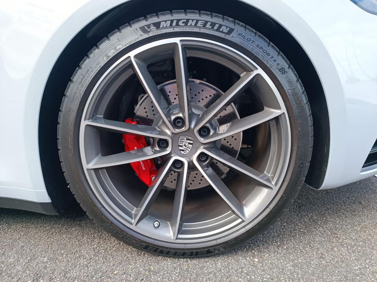 PORSCHE 911 Targa 4S - 22