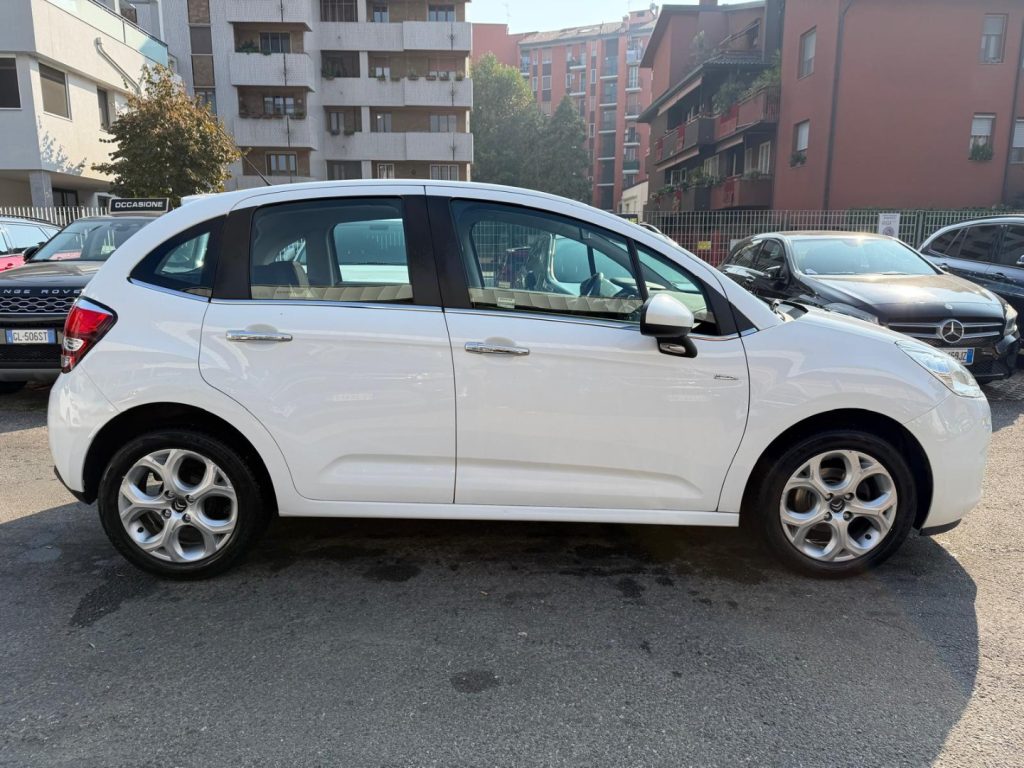 CITROEN C3 PureTech 82 Exclusive - 4