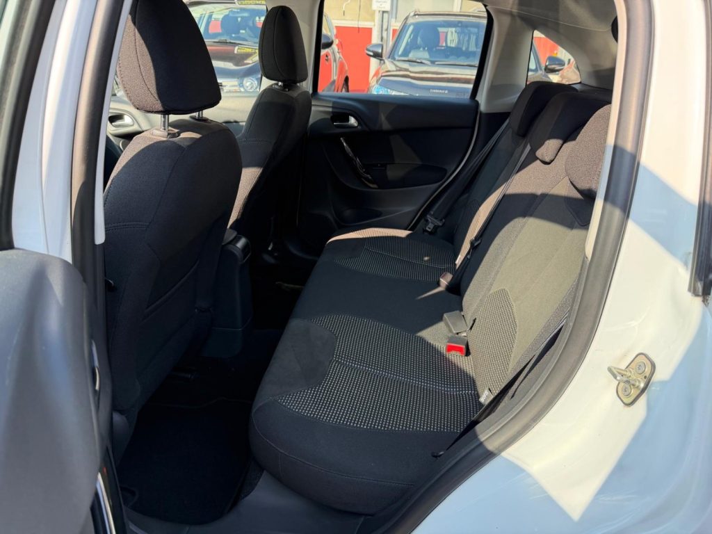 CITROEN C3 PureTech 82 Exclusive - 15