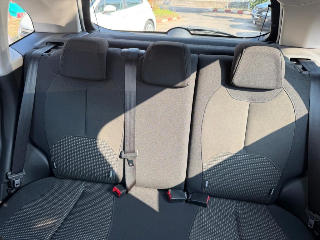 CITROEN C3 PureTech 82 Exclusive - 16