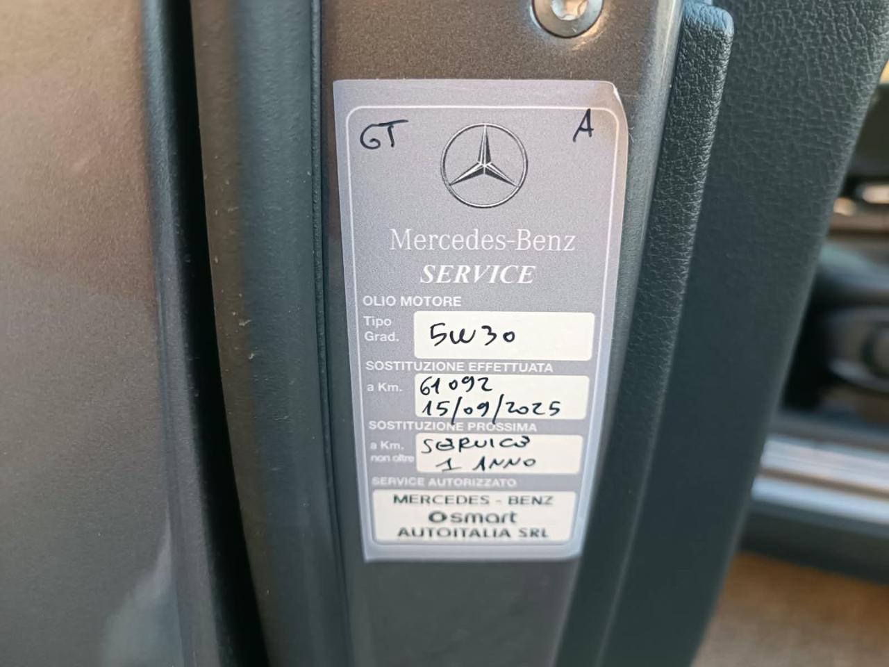 MERCEDES-BENZ GLA 180 d Automatic Sport - 24
