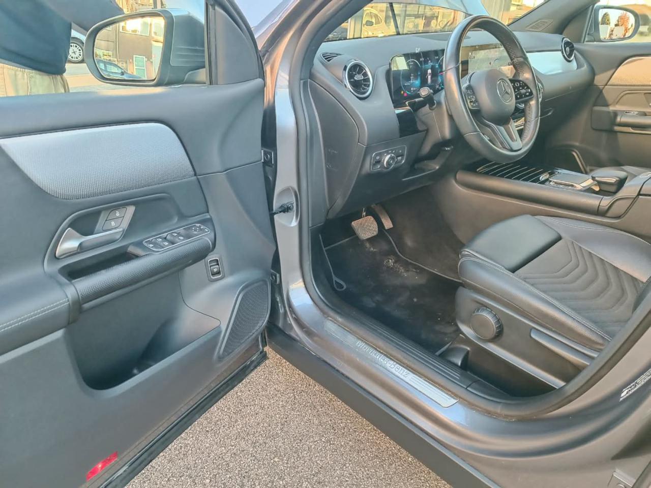 MERCEDES-BENZ GLA 180 d Automatic Sport - 20