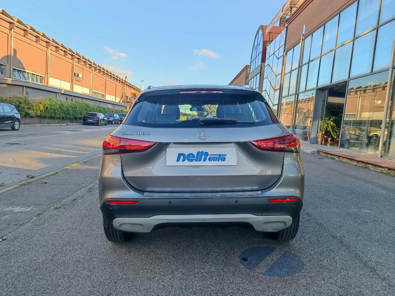 MERCEDES-BENZ GLA 180 d Automatic Sport - 30