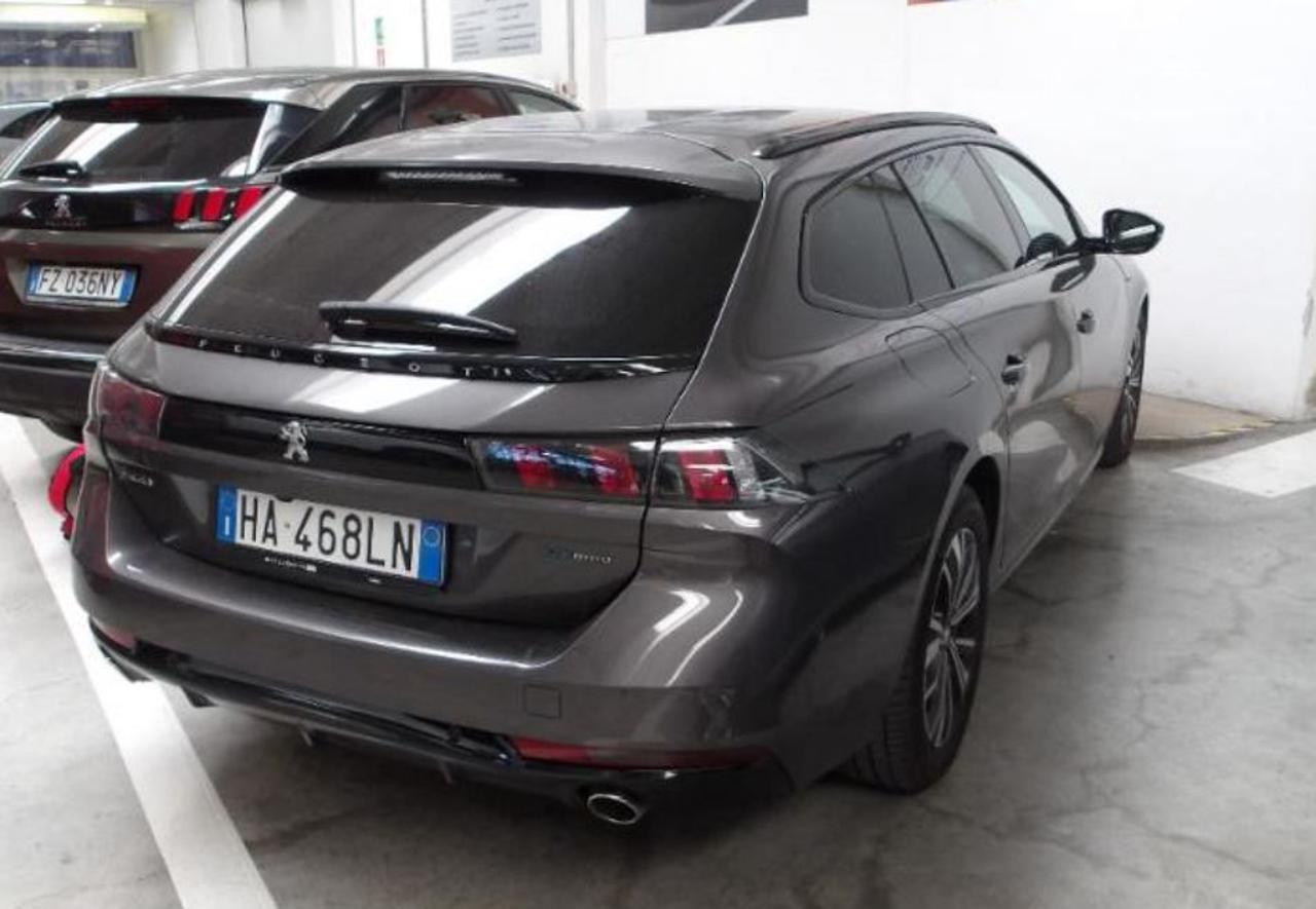PEUGEOT 508 Plug-in Hybrid 225 e-EAT8 SW Allure Pack - 3
