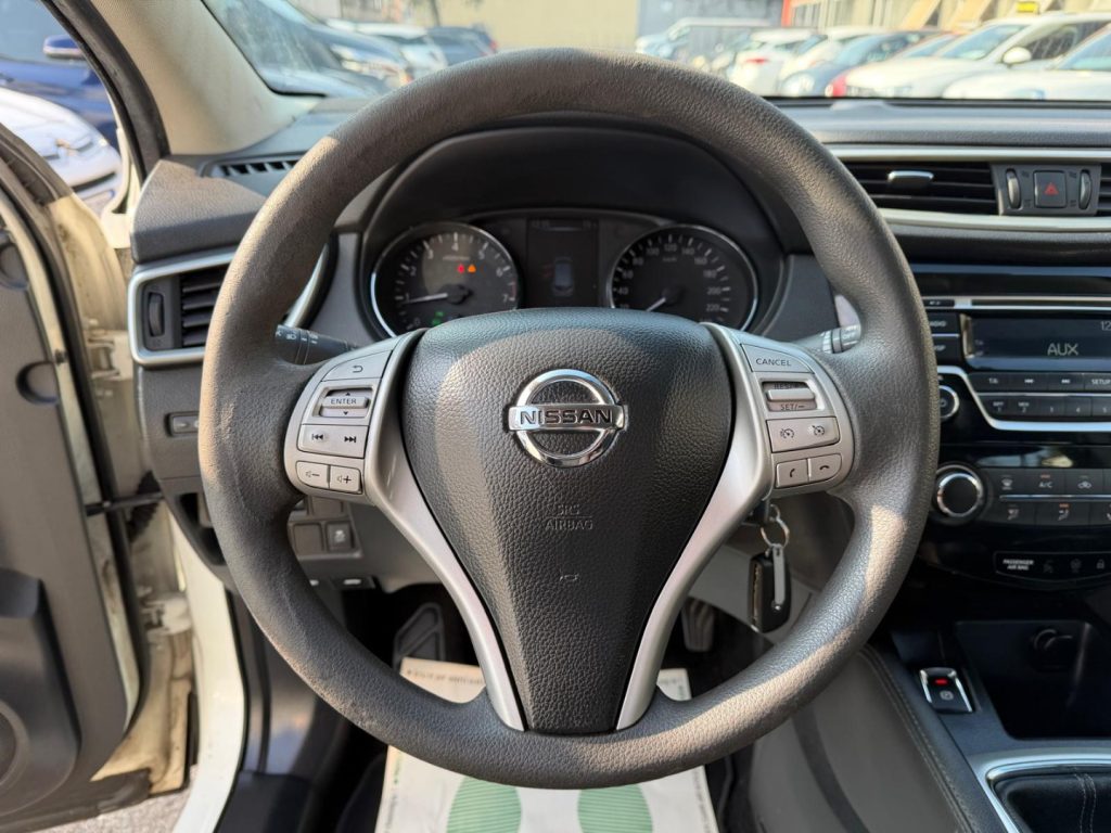 NISSAN Qashqai 1.2 DIG-T Acenta - 8