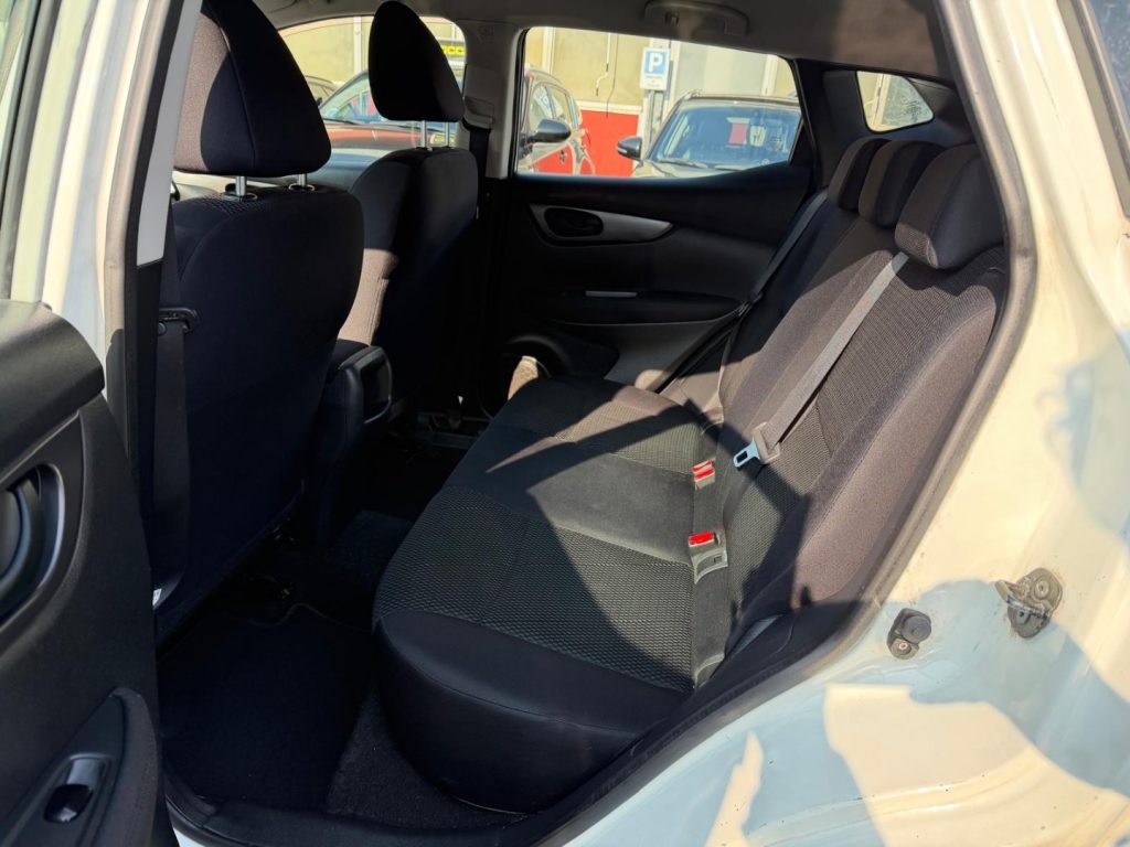 NISSAN Qashqai 1.2 DIG-T Acenta - 14