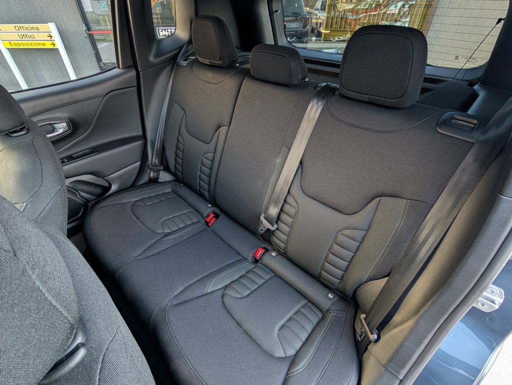 JEEP Renegade 1.3 T4 240 CV PHEV 4xe AT6 North Star - 25