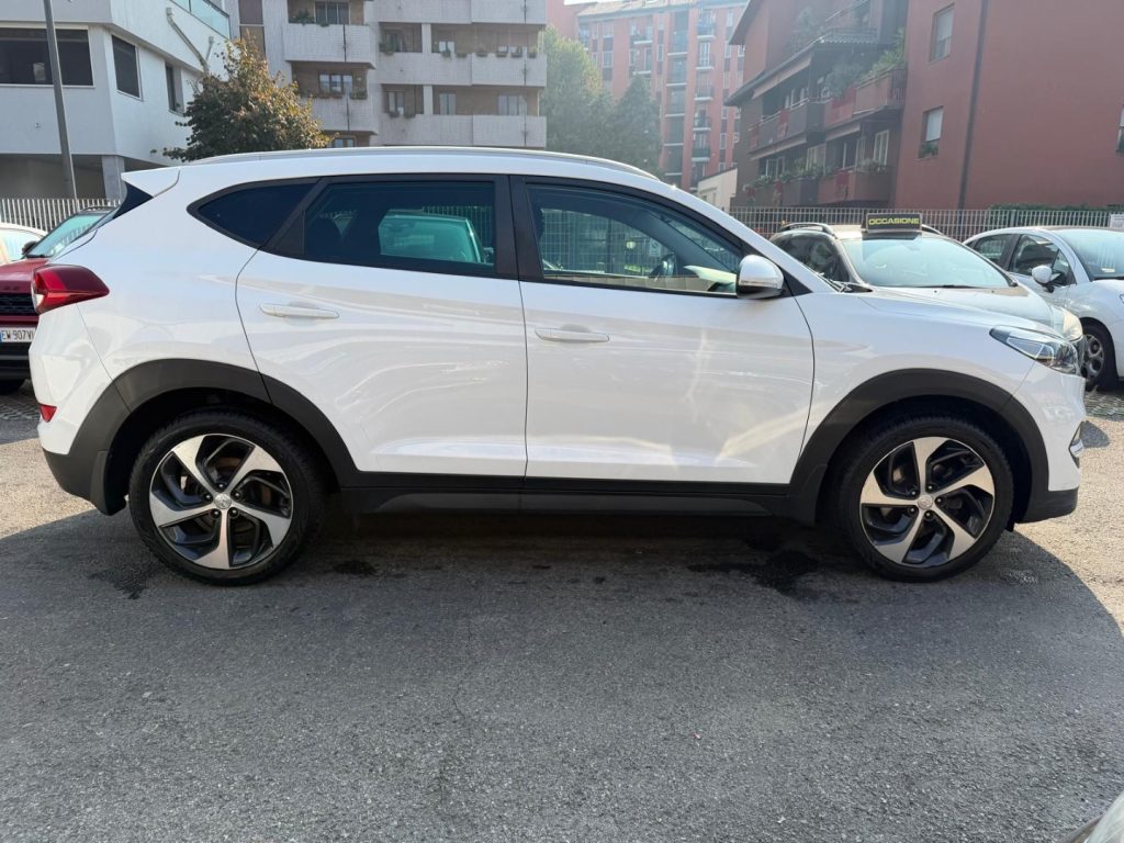 HYUNDAI Tucson 1.7 CRDi 141CV DCT XPossible - 3