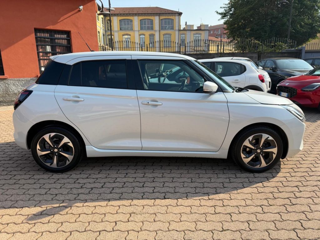 SUZUKI Swift 1.2 Hybrid CVT Top - 4