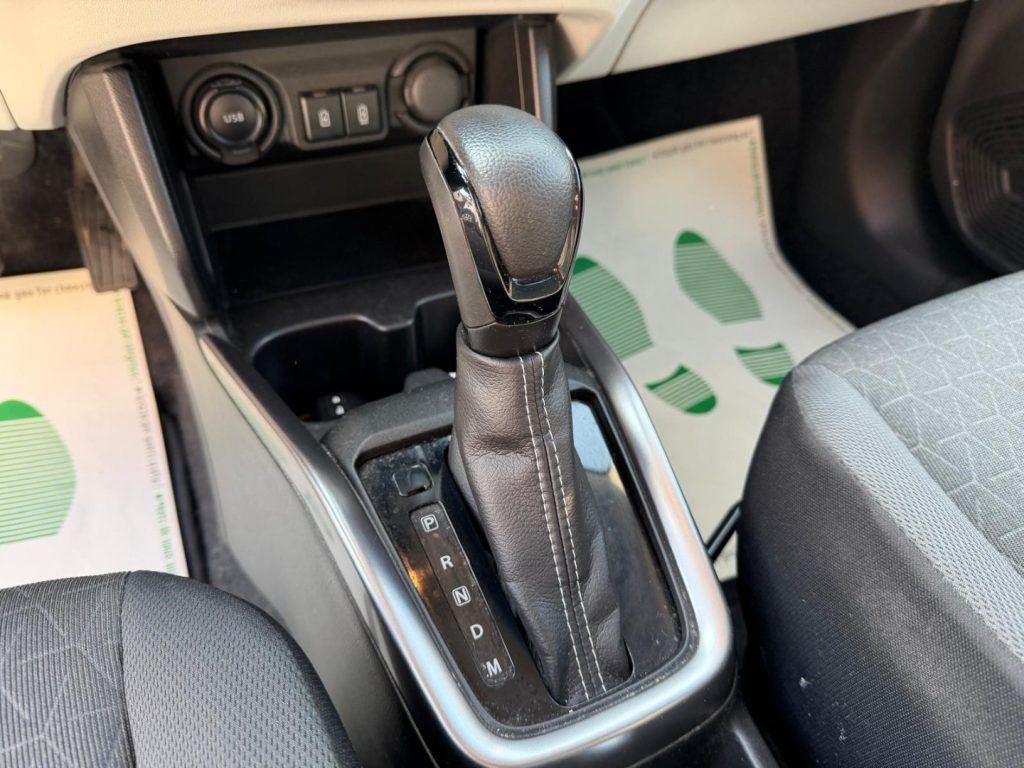 SUZUKI Swift 1.2 Hybrid CVT Top - 9