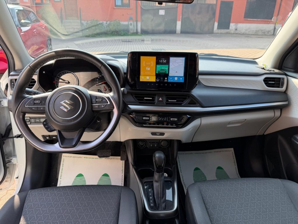 SUZUKI Swift 1.2 Hybrid CVT Top - 10