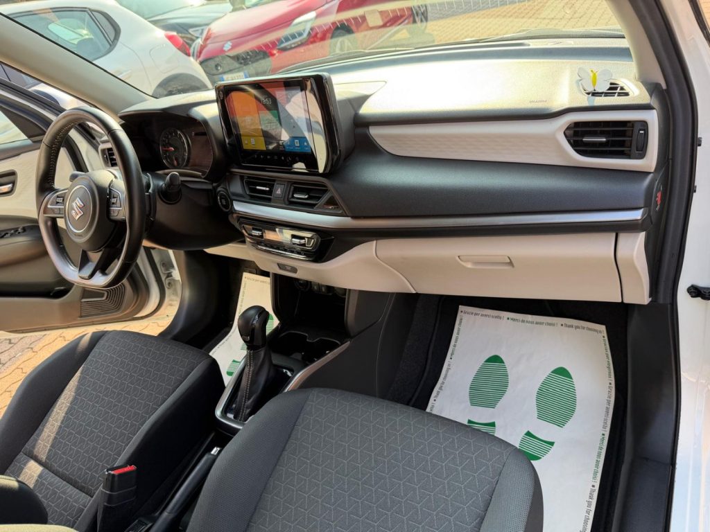 SUZUKI Swift 1.2 Hybrid CVT Top - 12