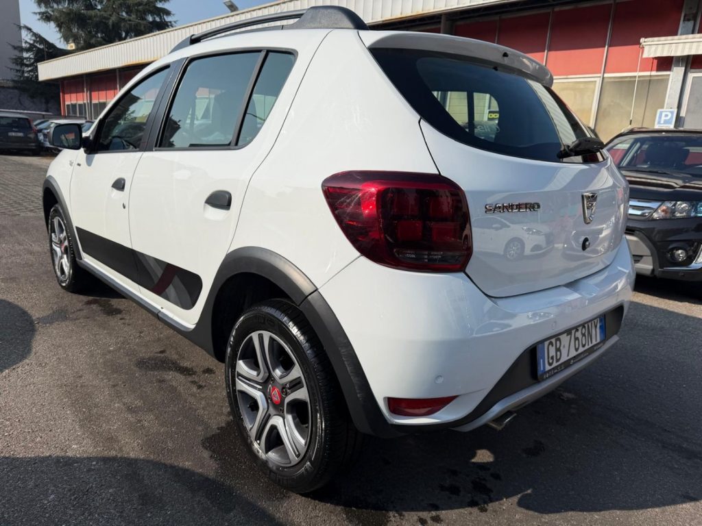 DACIA Sandero 0.9 TCe 90 CV Techroad AUTOCARRO N1 - 6