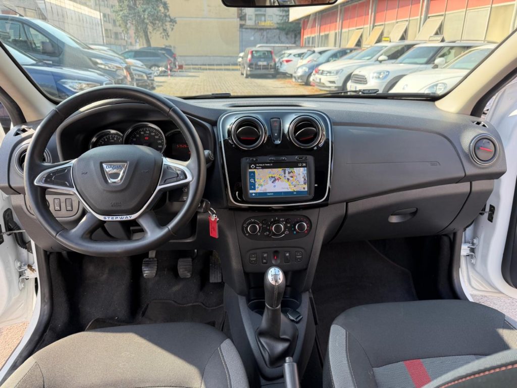 DACIA Sandero 0.9 TCe 90 CV Techroad AUTOCARRO N1 - 9