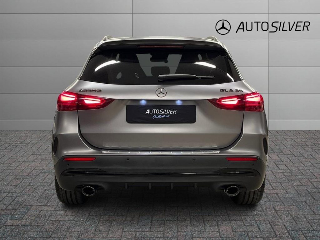 MERCEDES-BENZ GLA 35 AMG 4Matic AMG Premium Racing Collection - 4