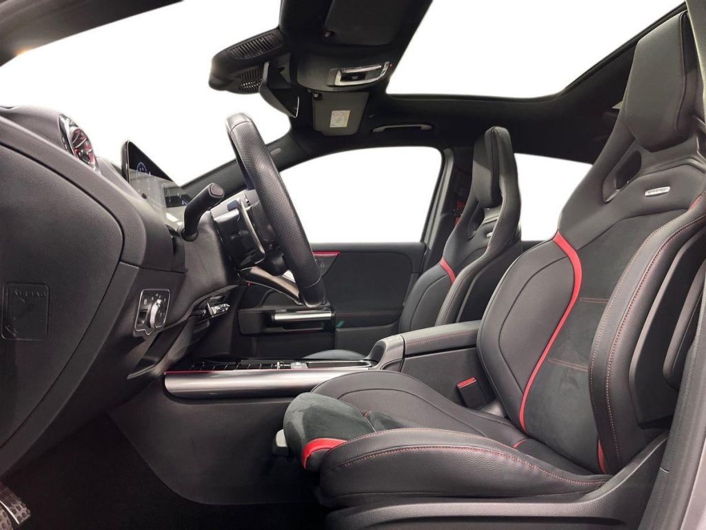 MERCEDES-BENZ GLA 35 AMG 4Matic AMG Premium Racing Collection - 10
