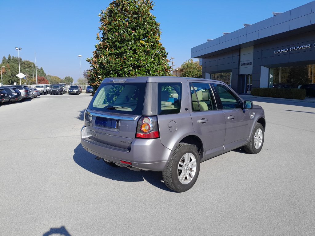 LAND ROVER Freelander 2 2.2 eD4 SE 2WD - 8