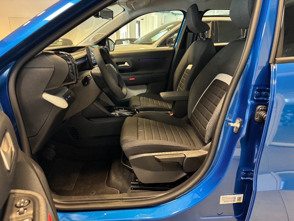 CITROEN C3 Hybrid 110 cv Automatico PLUS KM0 - 10