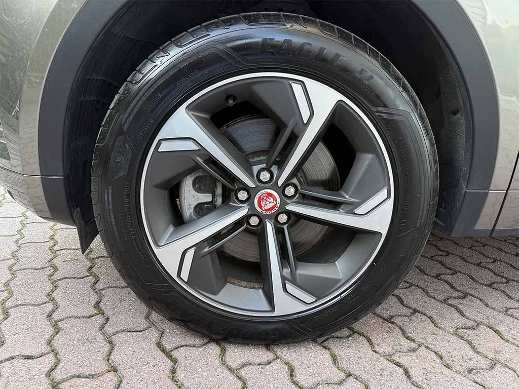 JAGUAR E-Pace 1.5 i3 phev R-Dynamic SE awd 309cv PREZZO REALE - 7
