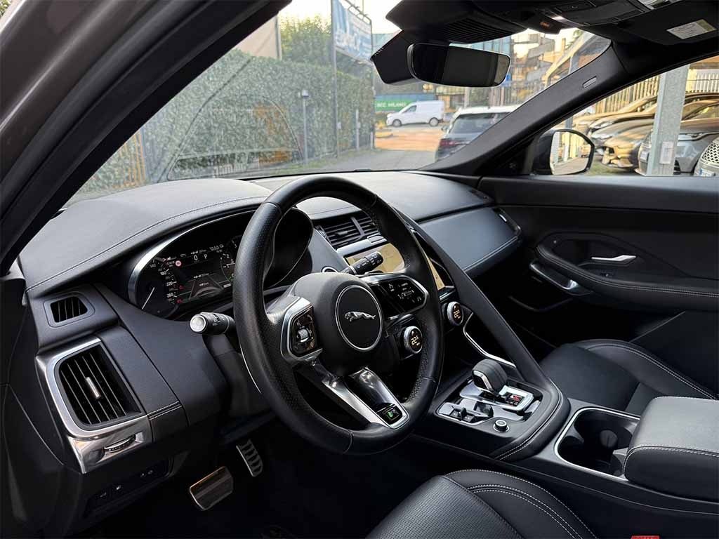 JAGUAR E-Pace 1.5 i3 phev R-Dynamic SE awd 309cv PREZZO REALE - 9