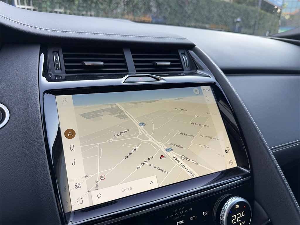 JAGUAR E-Pace 1.5 i3 phev R-Dynamic SE awd 309cv PREZZO REALE - 18