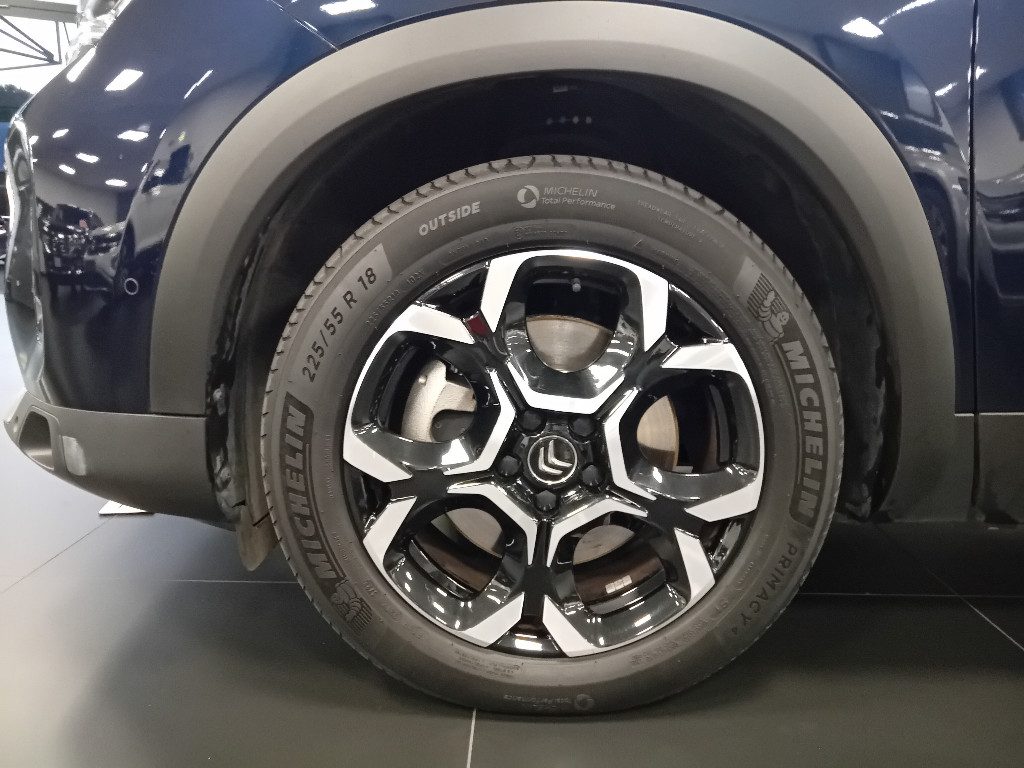 Clicca per ingrandire C5 Aircross - Hybrid 180 e-EAT8 Shine OFFERTA PROMO!!!
