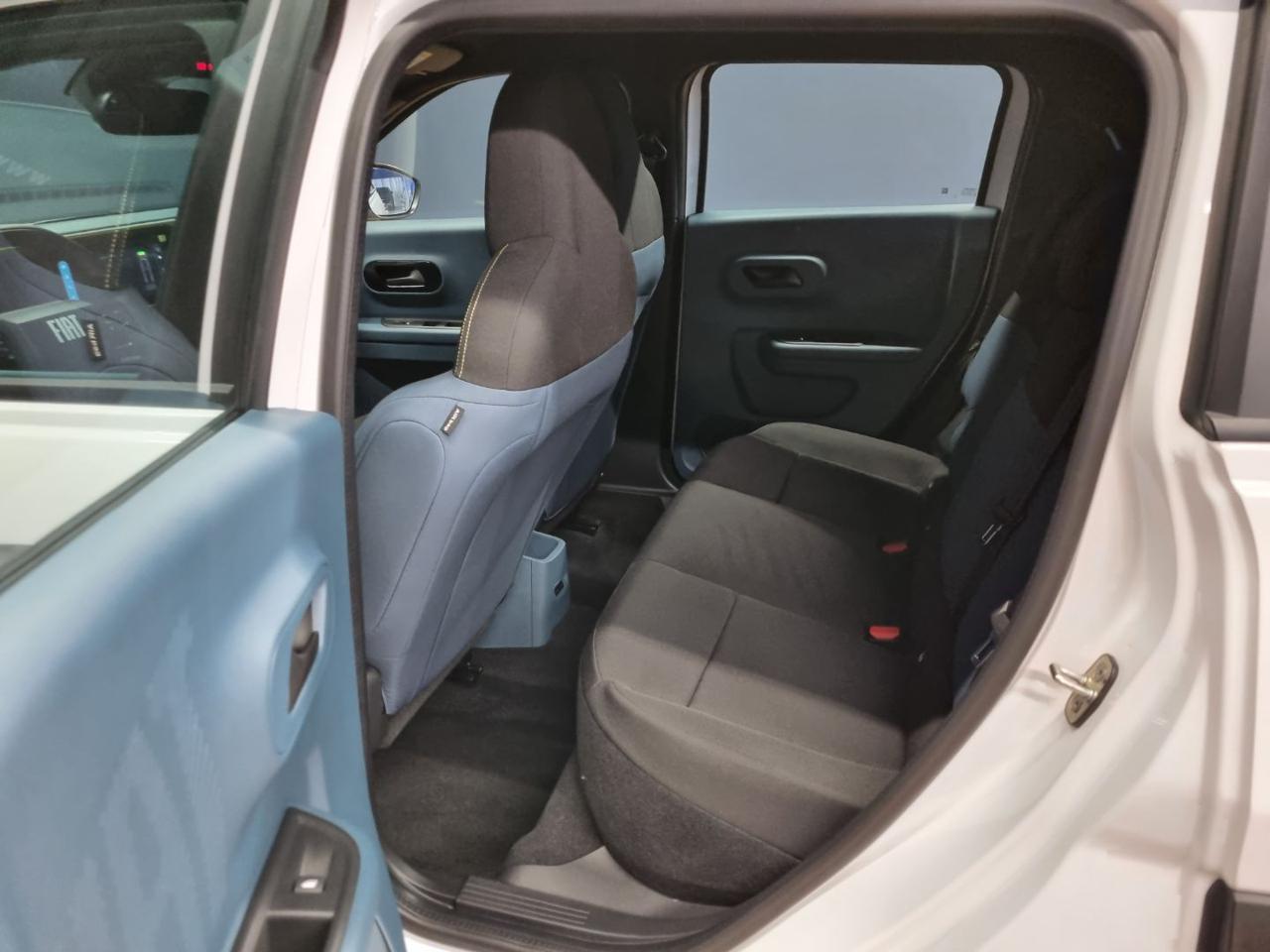 FIAT Grande Panda 1.2 100 CV S&S Icon - 11