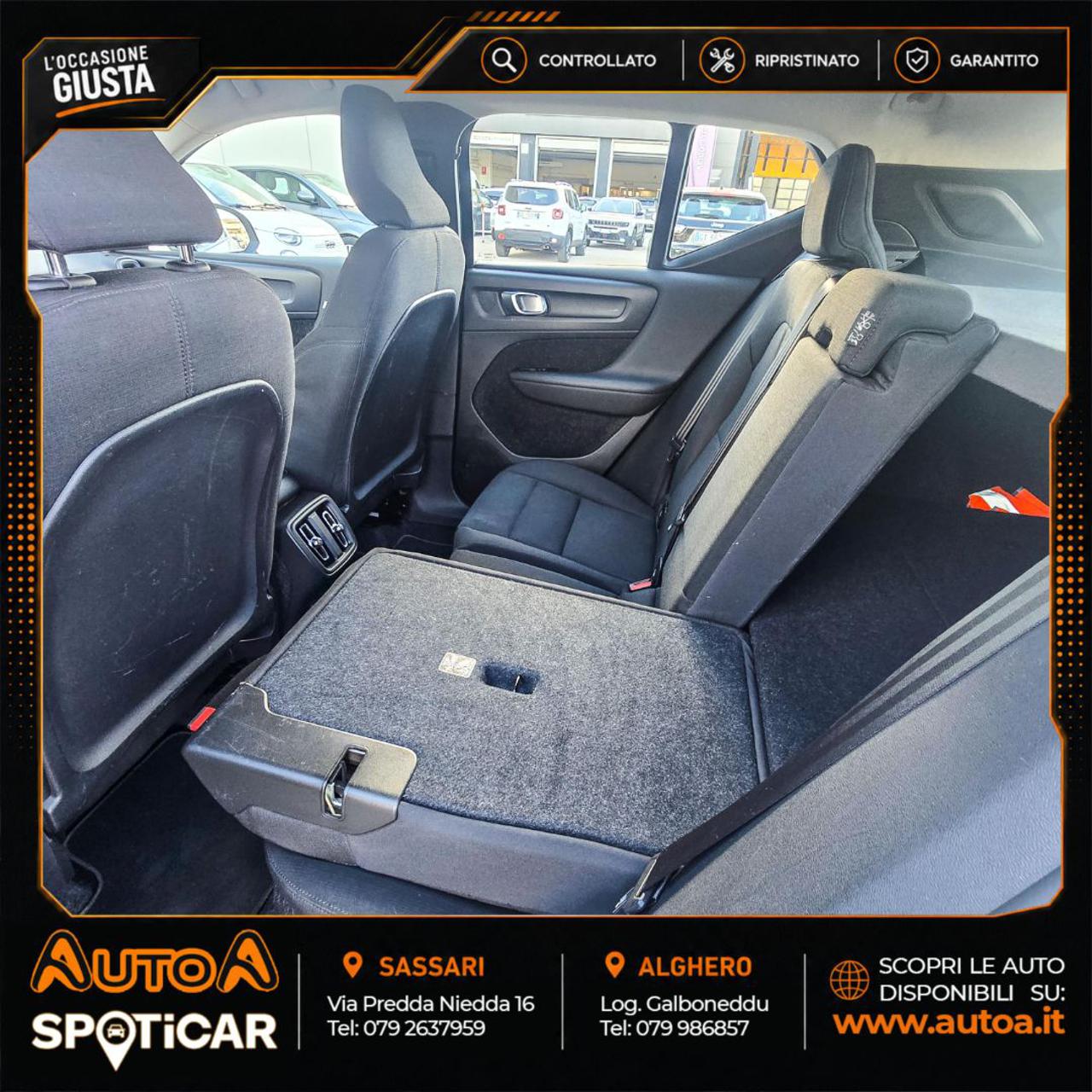 VOLVO XC40 D3 AWD Geartronic Momentum - 11