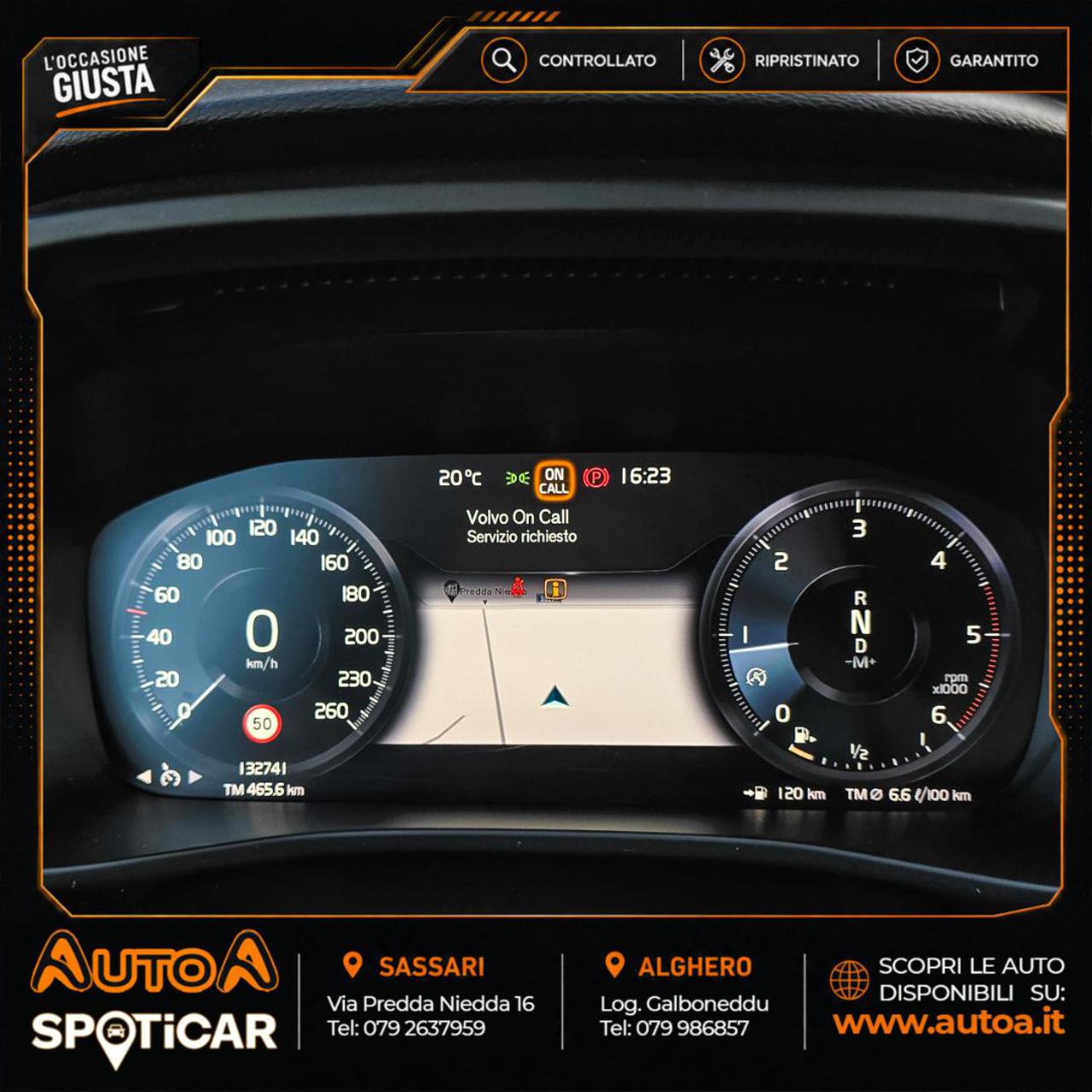 VOLVO XC40 D3 AWD Geartronic Momentum - 38