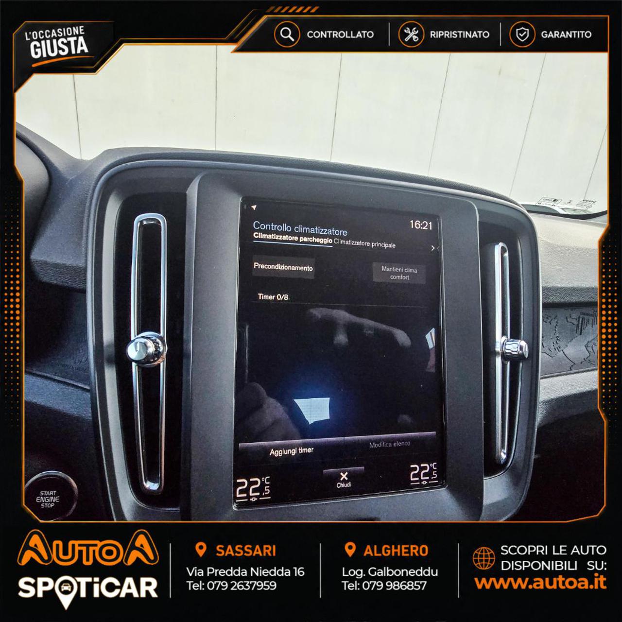 VOLVO XC40 D3 AWD Geartronic Momentum - 32