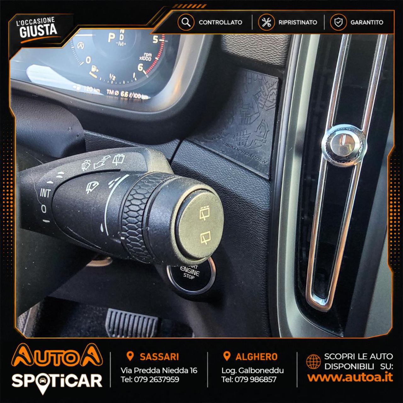 VOLVO XC40 D3 AWD Geartronic Momentum - 22