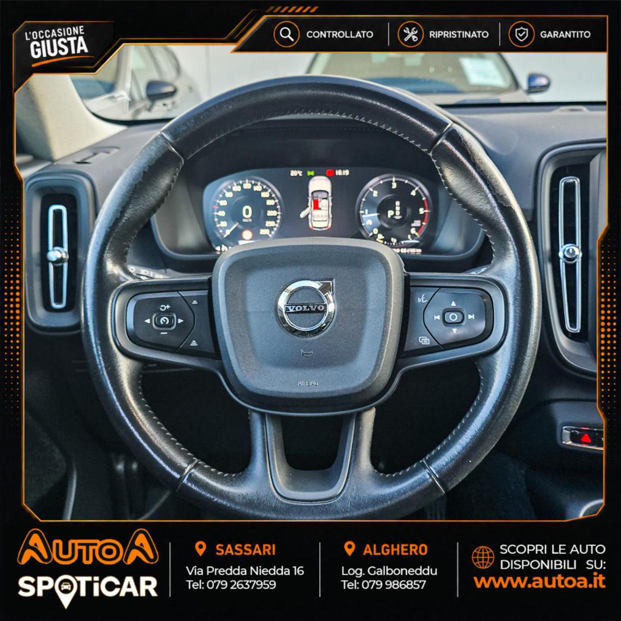 VOLVO XC40 D3 AWD Geartronic Momentum - 16