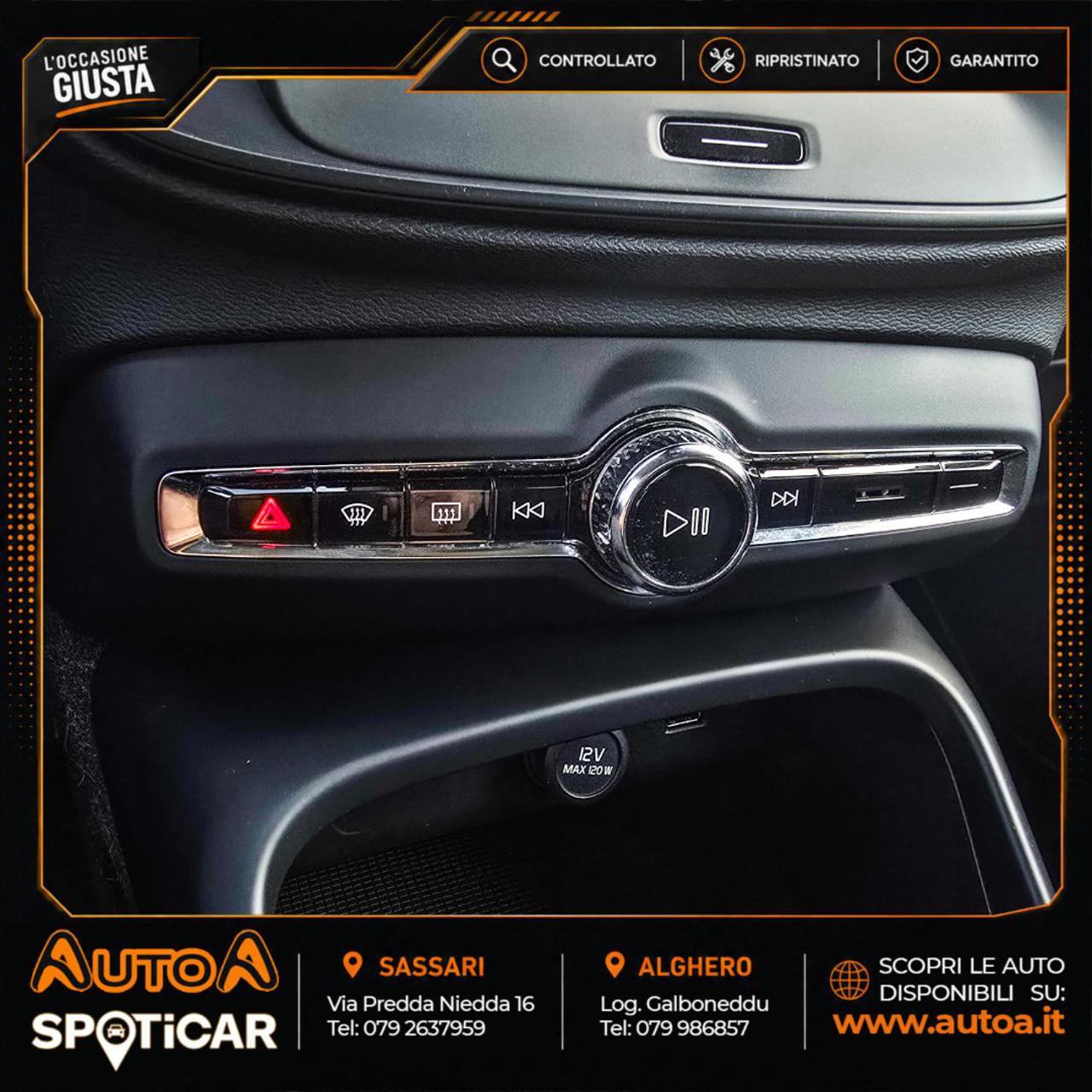 VOLVO XC40 D3 AWD Geartronic Momentum - 27