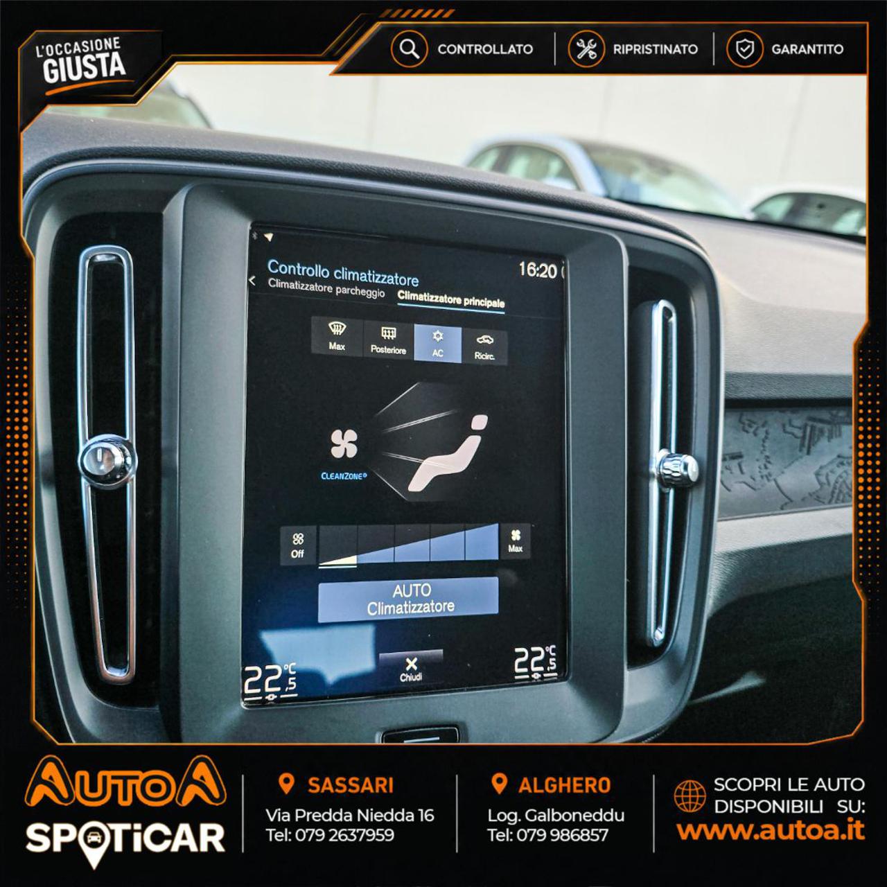 VOLVO XC40 D3 AWD Geartronic Momentum - 24