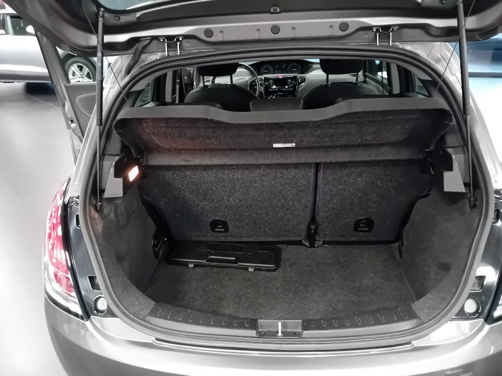 Clicca per ingrandire Ypsilon - 1.0 FireFly 5 porte S&S Hybrid Ecochic Gold