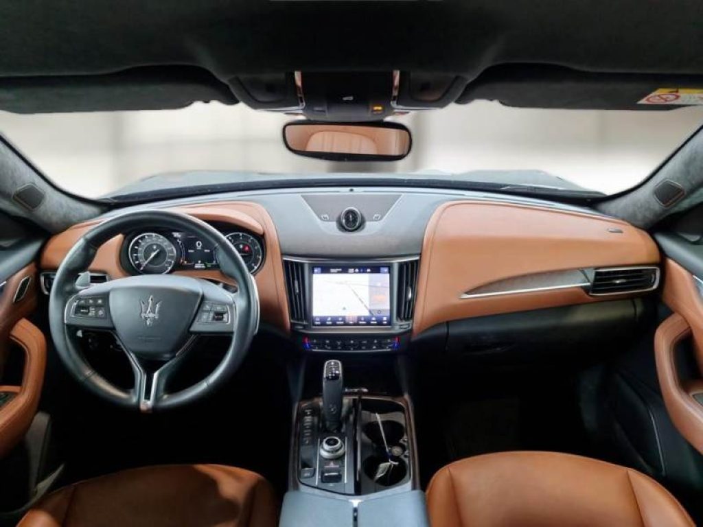 MASERATI Levante MHEV 330 CV AWD GT ** IVA ESPOSTA ** - 4