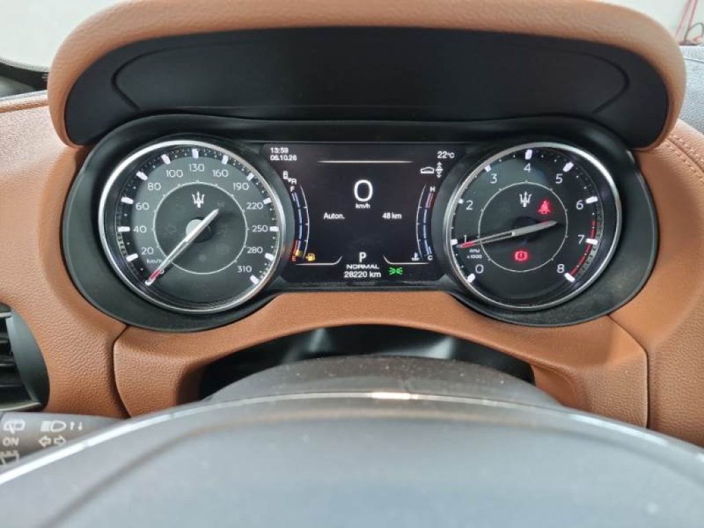 MASERATI Levante MHEV 330 CV AWD GT ** IVA ESPOSTA ** - 5