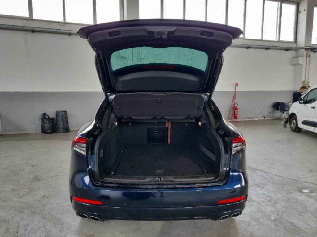MASERATI Levante MHEV 330 CV AWD GT ** IVA ESPOSTA ** - 6