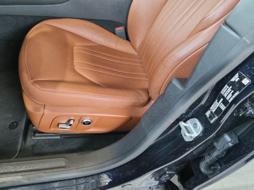 MASERATI Levante MHEV 330 CV AWD GT ** IVA ESPOSTA ** - 8